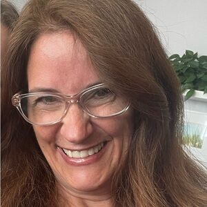 Welcome to my closet!!